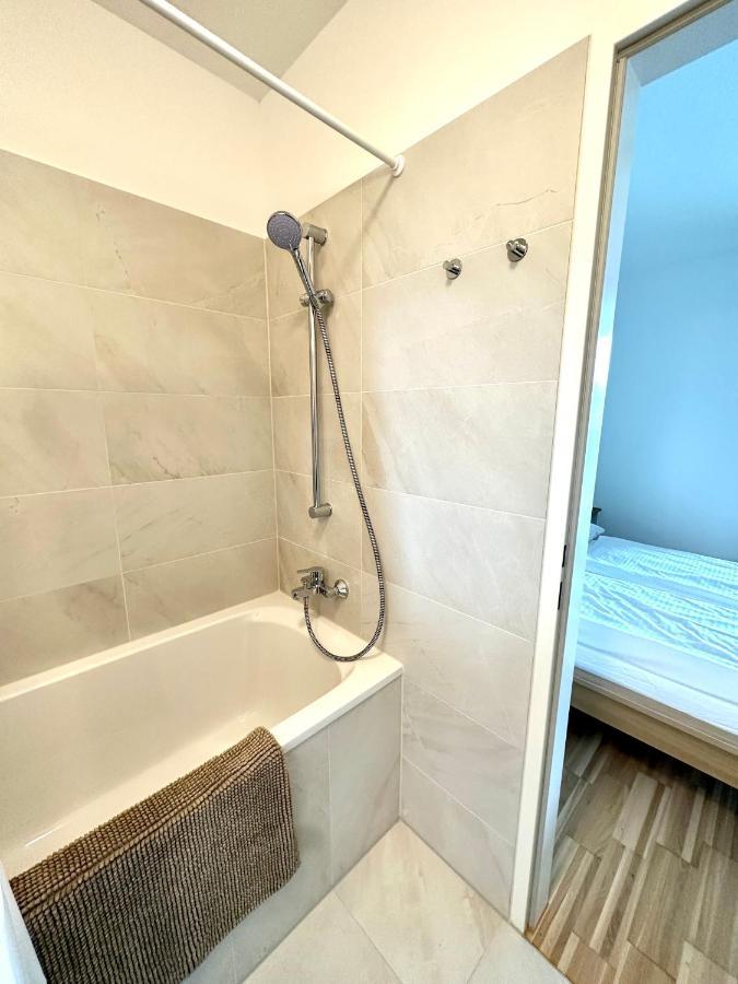 Forsthaus 32 Free Garage Lägenhet Wien Exteriör bild